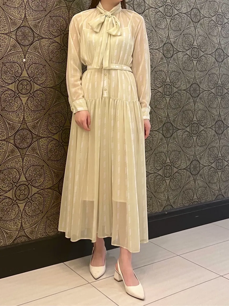 GRACE CONTINENTAL The Banquet 赤坂 梨来 コーディネート画像