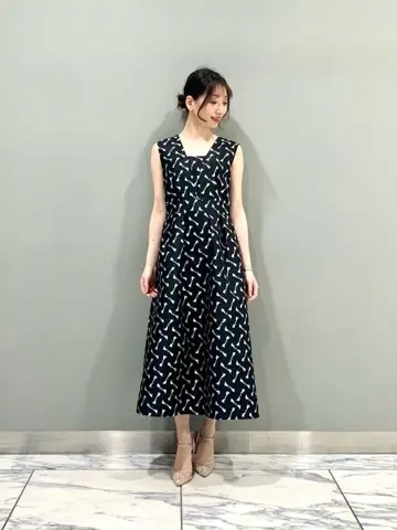 GRACE CONTINENTAL The Banquet eri コーディネート画像