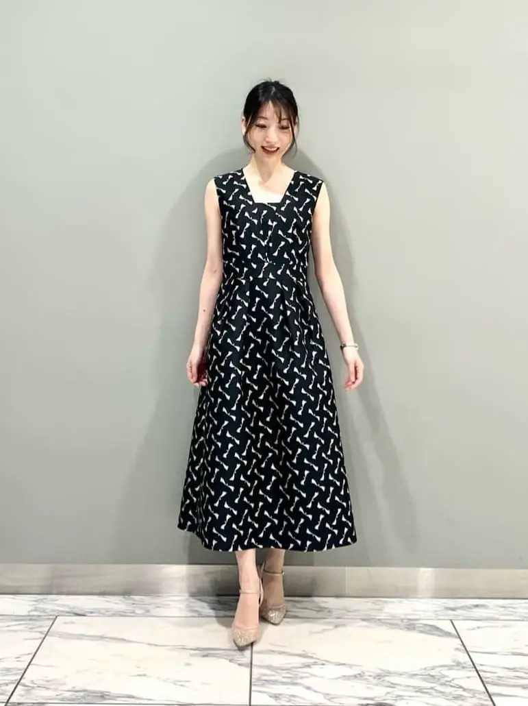 GRACE CONTINENTAL The Banquet eri コーディネート画像