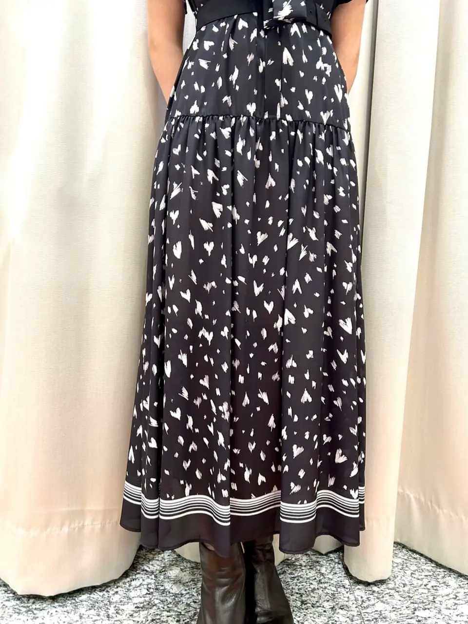 GRACE CONTINENTAL The Banquet eri コーディネート画像