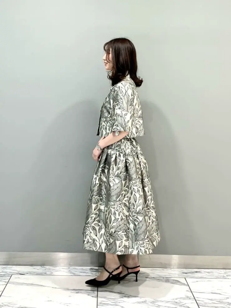 GRACE CONTINENTAL The Banquet eri コーディネート画像