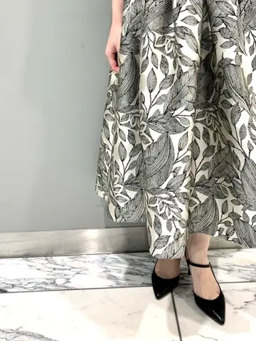 GRACE CONTINENTAL The Banquet eri コーディネート画像