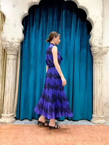 GRACE CONTINENTAL The Banquet eri コーディネート画像