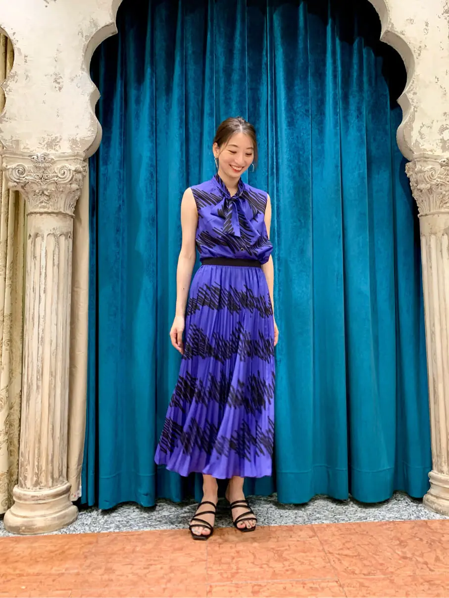 GRACE CONTINENTAL The Banquet eri コーディネート画像