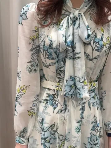 GRACE CONTINENTAL The Banquet 関谷　真琴 コーディネート画像