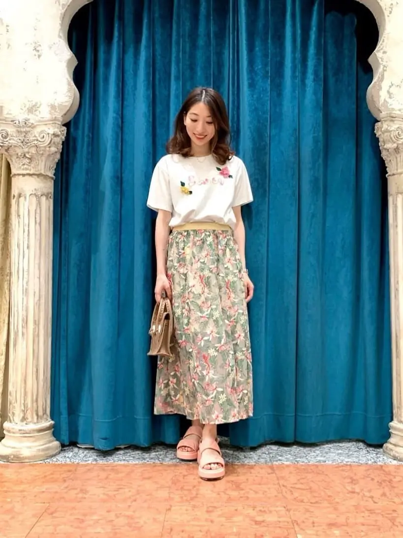 グレースコンチネンタル　ビーズフラワーロゴTシャツ ビーズフラワーロゴTee / GRACE CONTINENTAL | GRACE