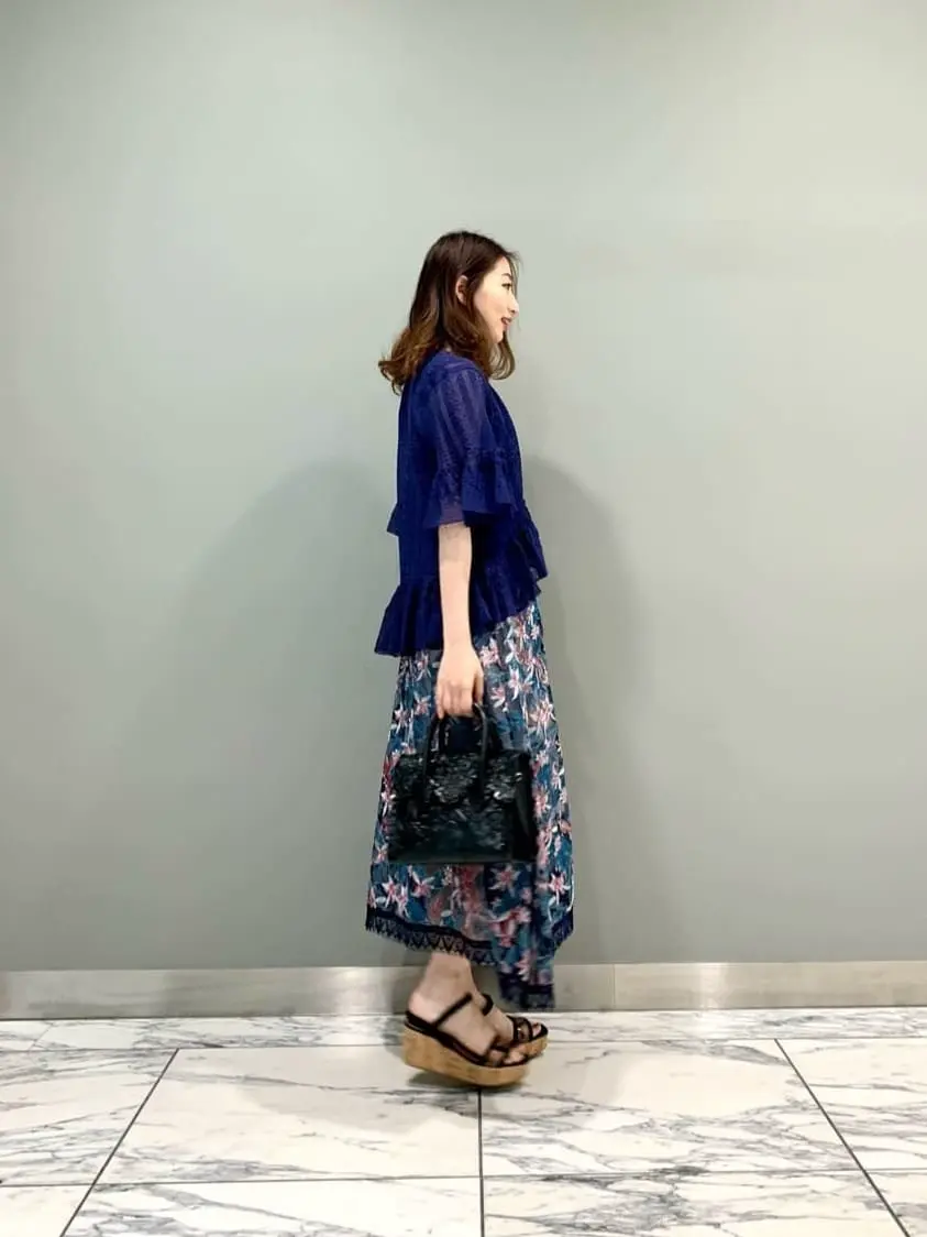 GRACE CONTINENTAL The Banquet eri コーディネート画像