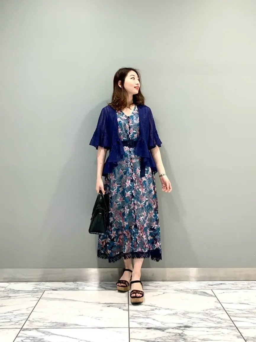 GRACE CONTINENTAL The Banquet eri コーディネート画像