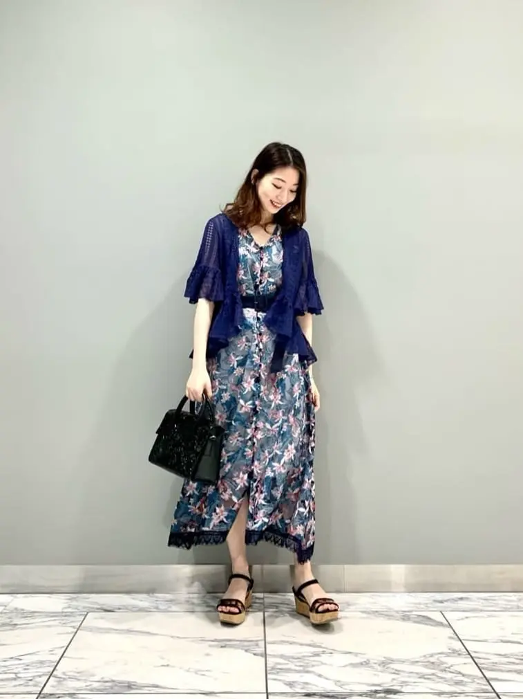 GRACE CONTINENTAL The Banquet eri コーディネート画像