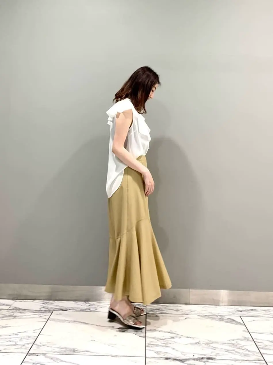 GRACE CONTINENTAL The Banquet eri コーディネート画像