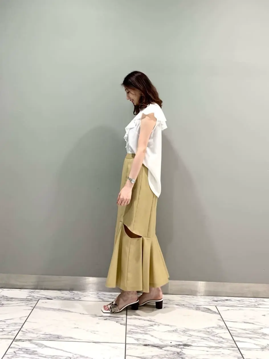 GRACE CONTINENTAL The Banquet eri コーディネート画像