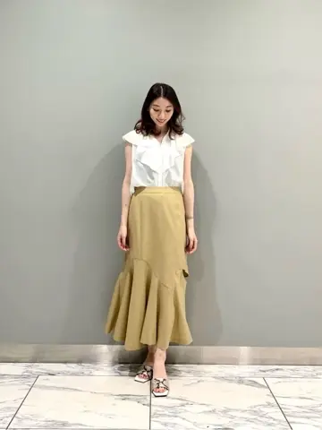 GRACE CONTINENTAL The Banquet eri コーディネート画像