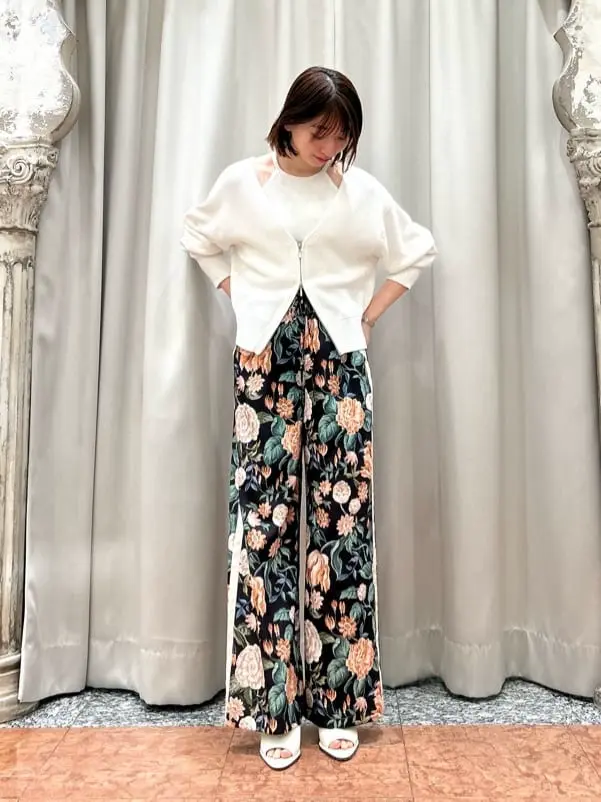 GRACE CONTINENTAL The Banquet eri コーディネート画像