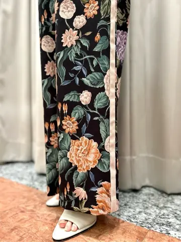 GRACE CONTINENTAL The Banquet eri コーディネート画像