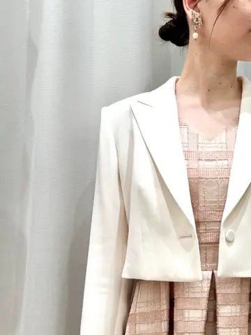 GRACE CONTINENTAL The Banquet eri コーディネート画像