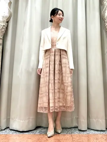 GRACE CONTINENTAL The Banquet eri コーディネート画像