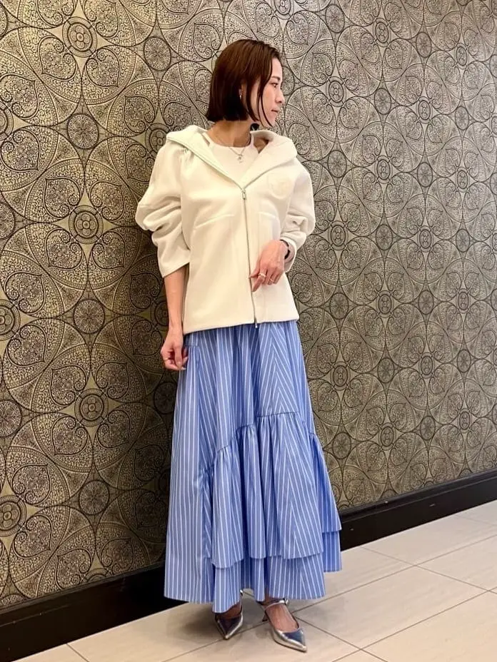 GRACE CONTINENTAL The Banquet 亀田 未希 コーディネート画像