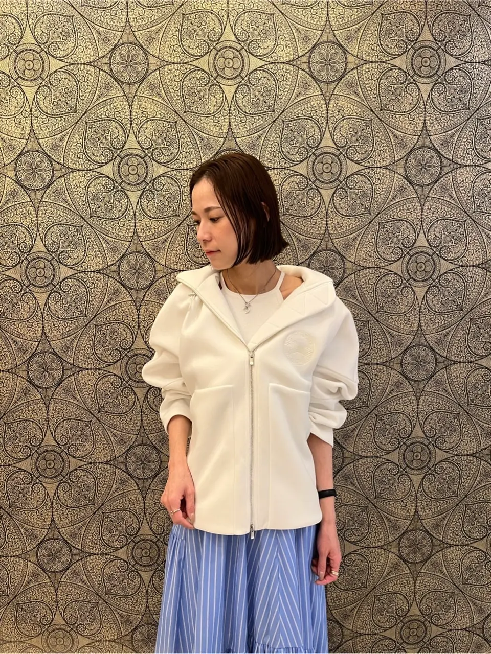 GRACE CONTINENTAL The Banquet 亀田 未希 コーディネート画像