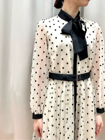 GRACE CONTINENTAL The Banquet eri コーディネート画像