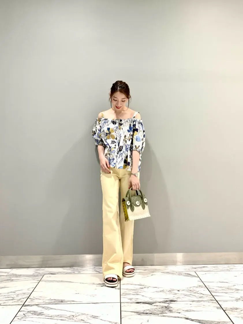 GRACE CONTINENTAL The Banquet eri コーディネート画像