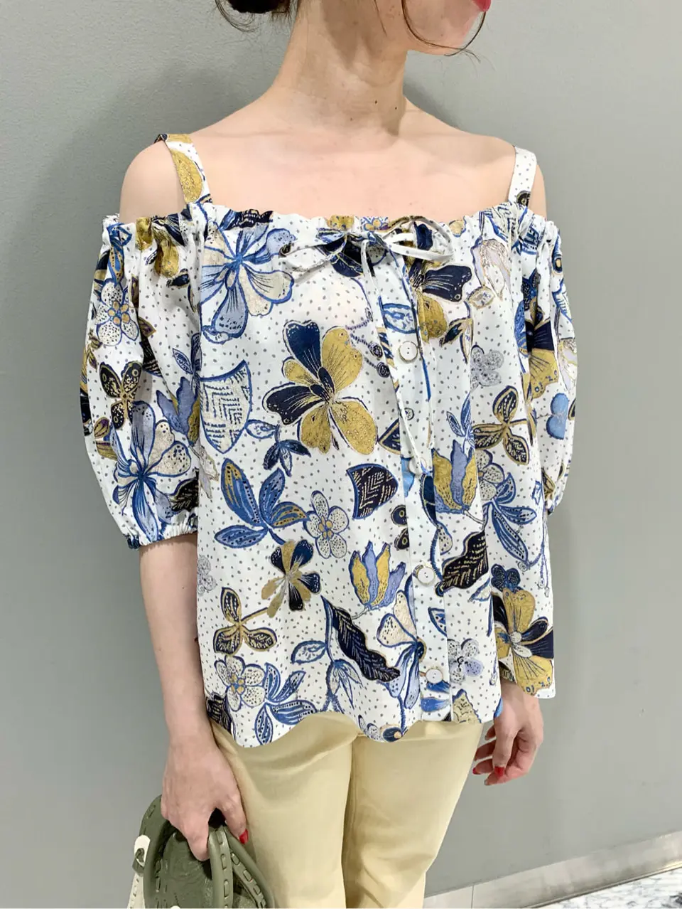 GRACE CONTINENTAL The Banquet eri コーディネート画像