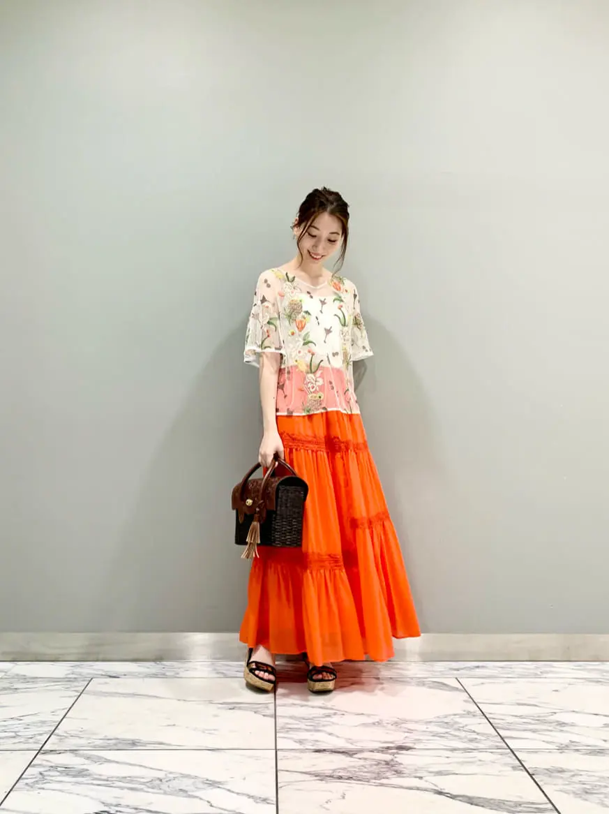 GRACE CONTINENTAL The Banquet eri コーディネート画像