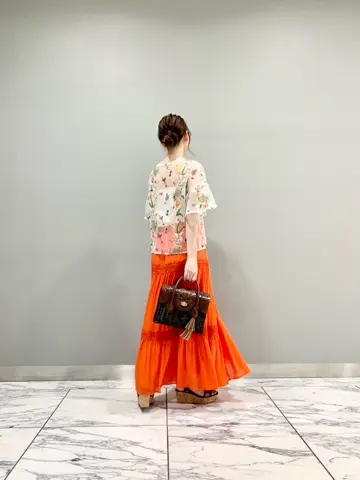 GRACE CONTINENTAL The Banquet eri コーディネート画像