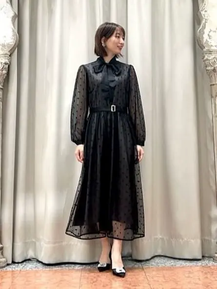 GRACE CONTINENTAL The Banquet eri コーディネート画像