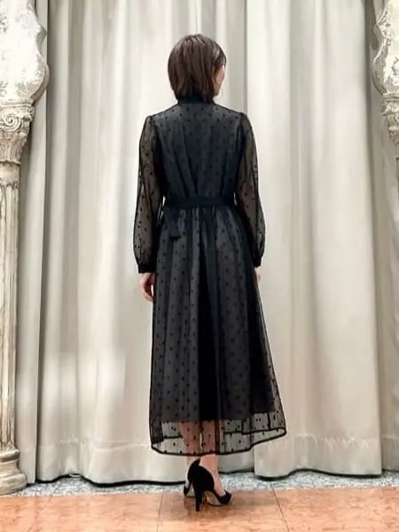 GRACE CONTINENTAL The Banquet eri コーディネート画像