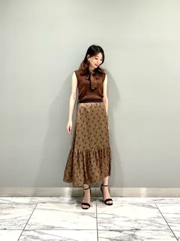 GRACE CONTINENTAL The Banquet eri コーディネート画像