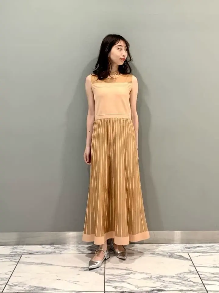 GRACE CONTINENTAL The Banquet eri コーディネート画像