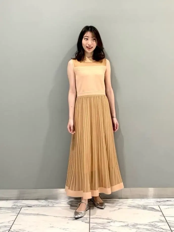 GRACE CONTINENTAL The Banquet eri コーディネート画像