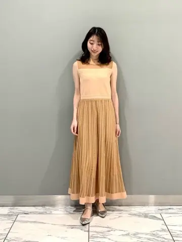 GRACE CONTINENTAL The Banquet eri コーディネート画像