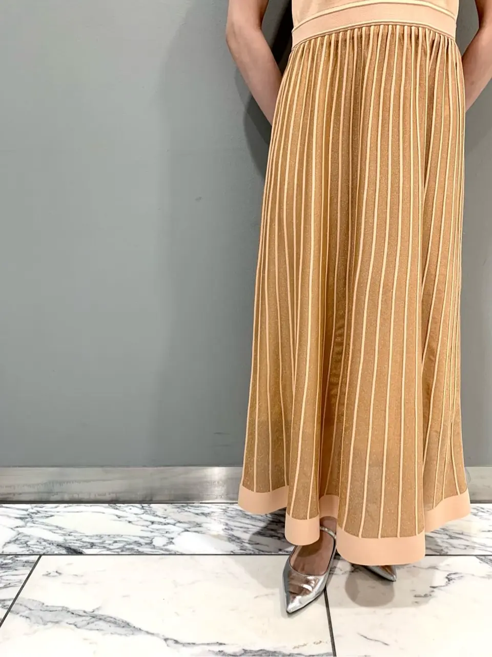 GRACE CONTINENTAL The Banquet eri コーディネート画像