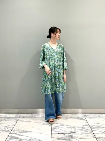 GRACE CONTINENTAL The Banquet eri コーディネート画像