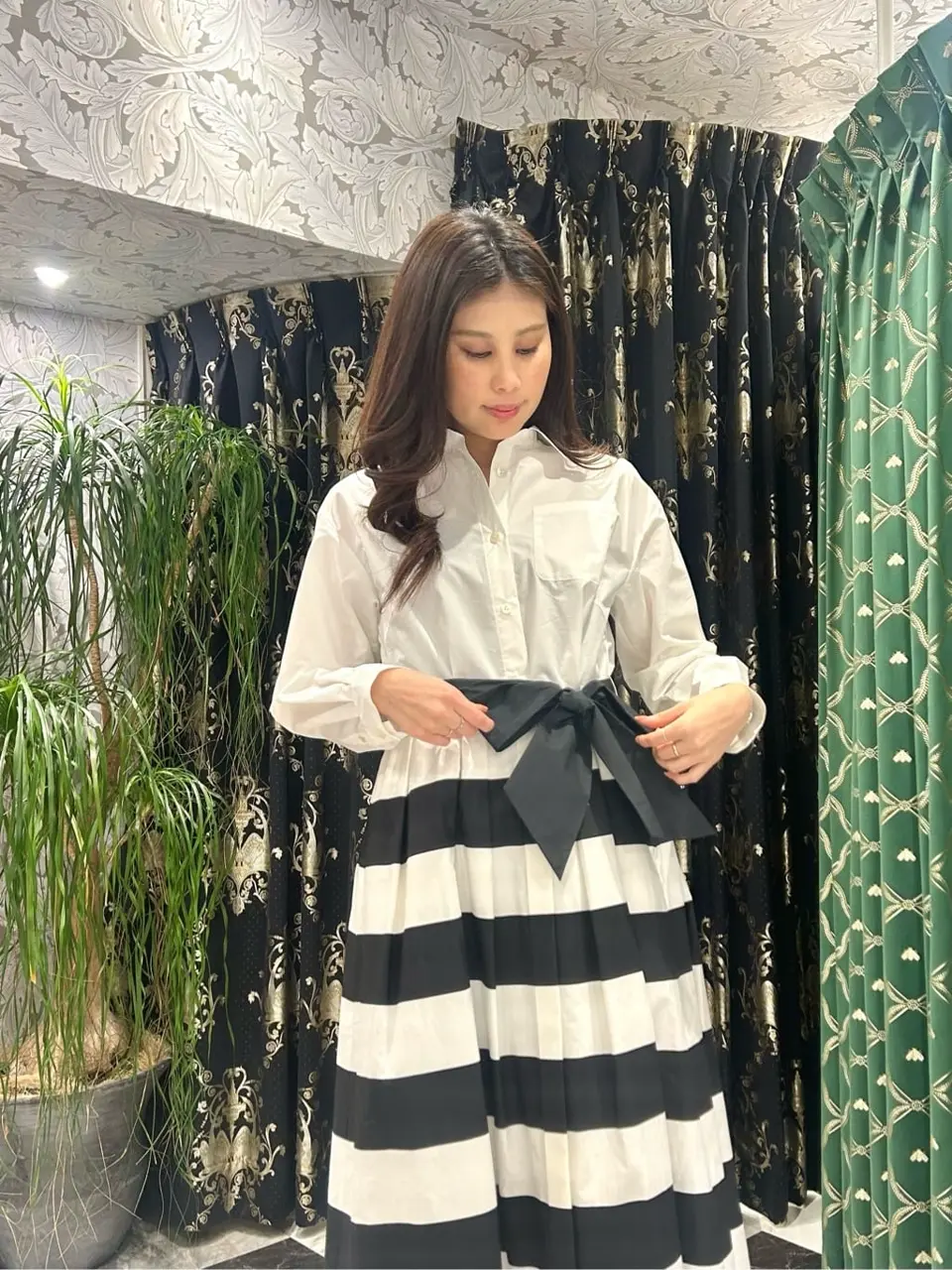 GRACE CONTINENTAL The Banquet 志田　悠 コーディネート画像