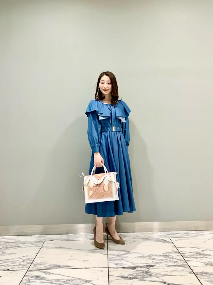 GRACE CONTINENTAL The Banquet eri コーディネート画像