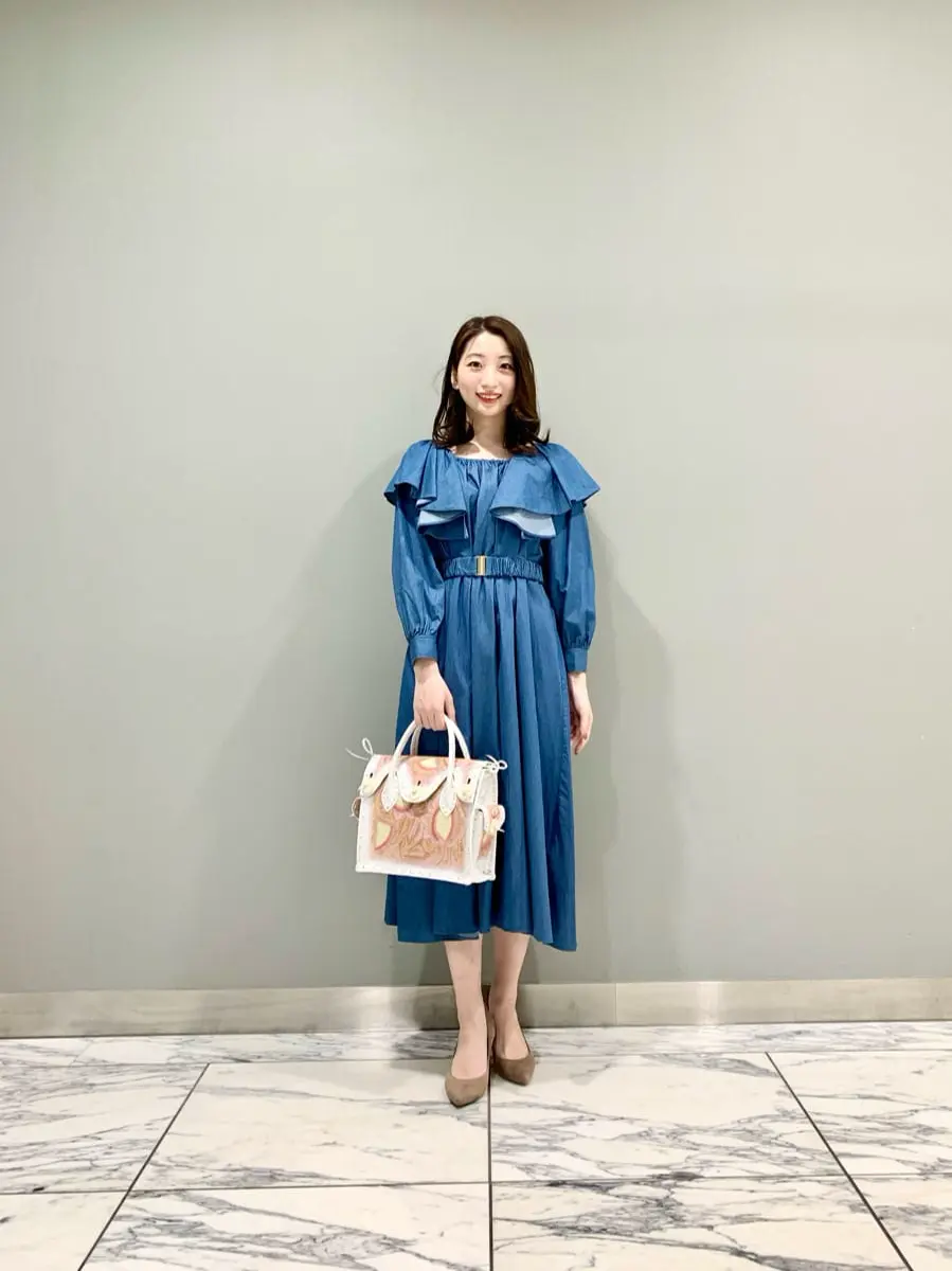 GRACE CONTINENTAL The Banquet eri コーディネート画像