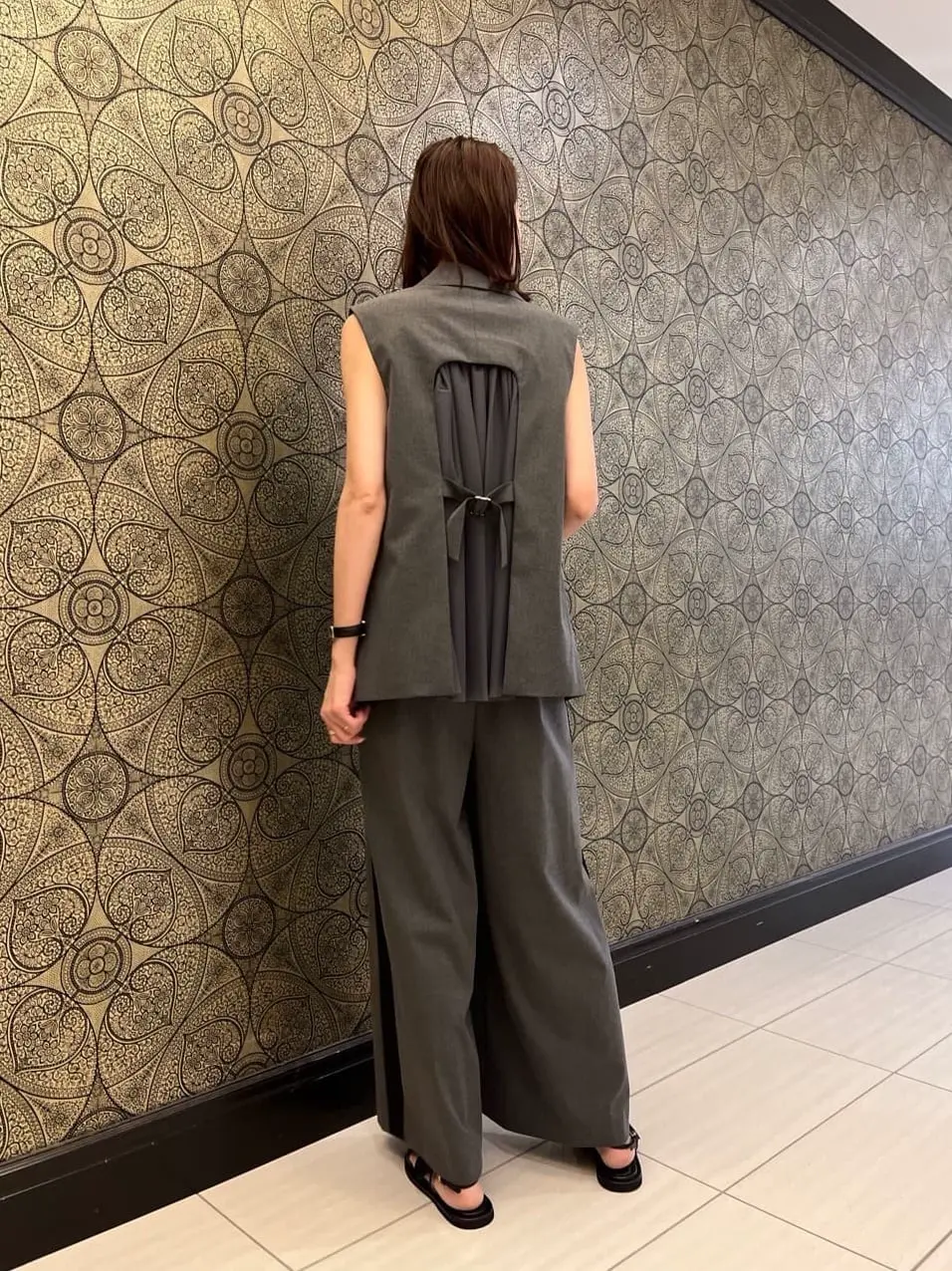 GRACE CONTINENTAL The Banquet 亀田 未希 コーディネート画像