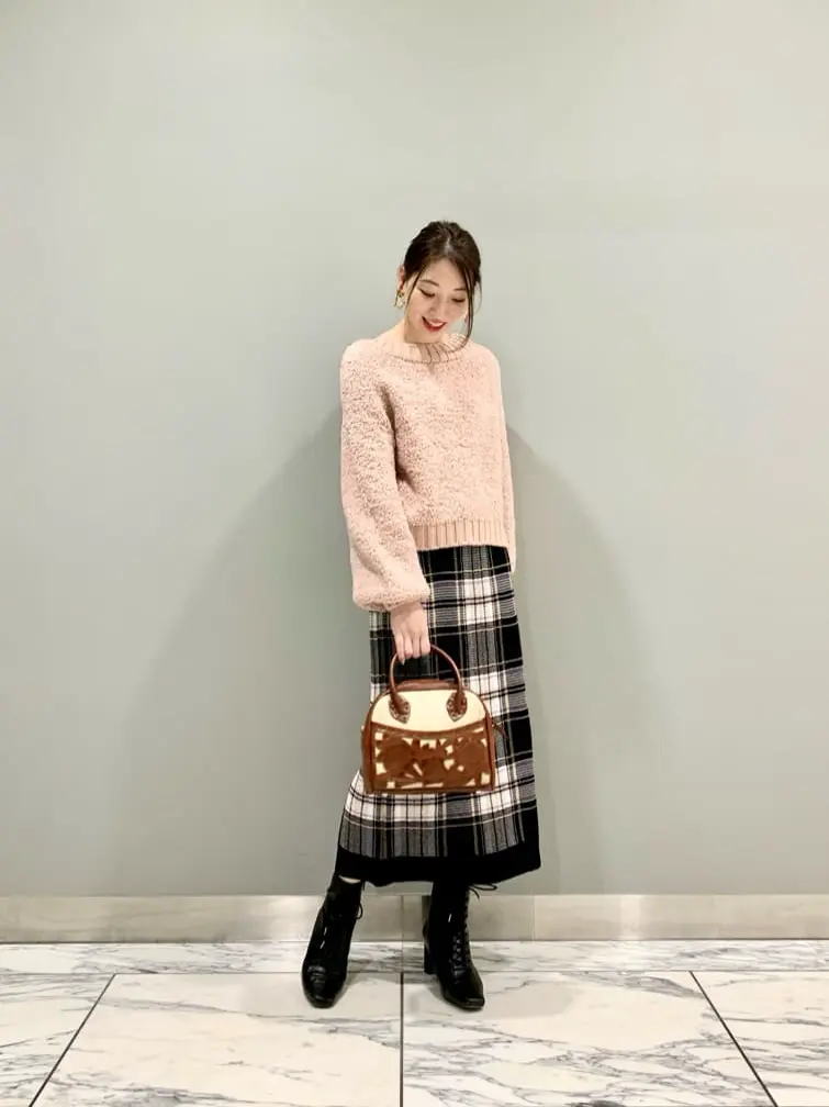 GRACE CONTINENTAL The Banquet eri コーディネート画像