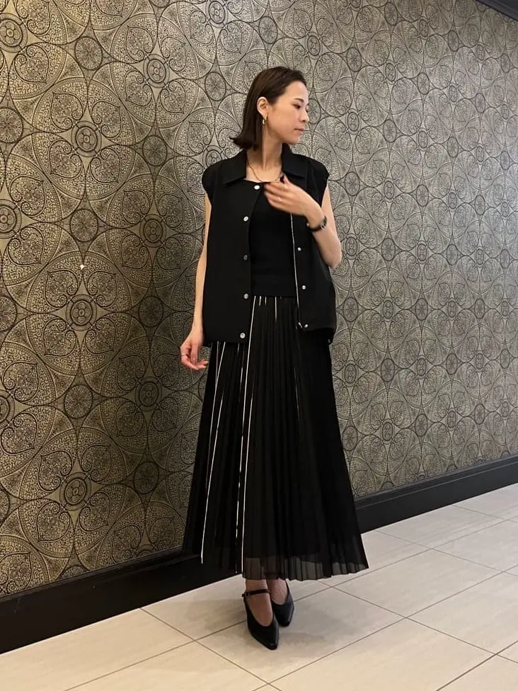 GRACE CONTINENTAL The Banquet 亀田 未希 コーディネート画像