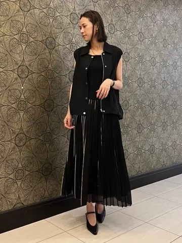 GRACE CONTINENTAL The Banquet 亀田 未希 コーディネート画像