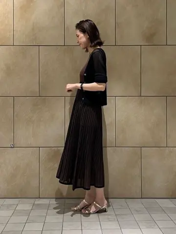 GRACE CONTINENTAL The Banquet 亀田 未希 コーディネート画像