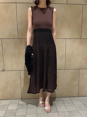 GRACE CONTINENTAL The Banquet 亀田 未希 コーディネート画像