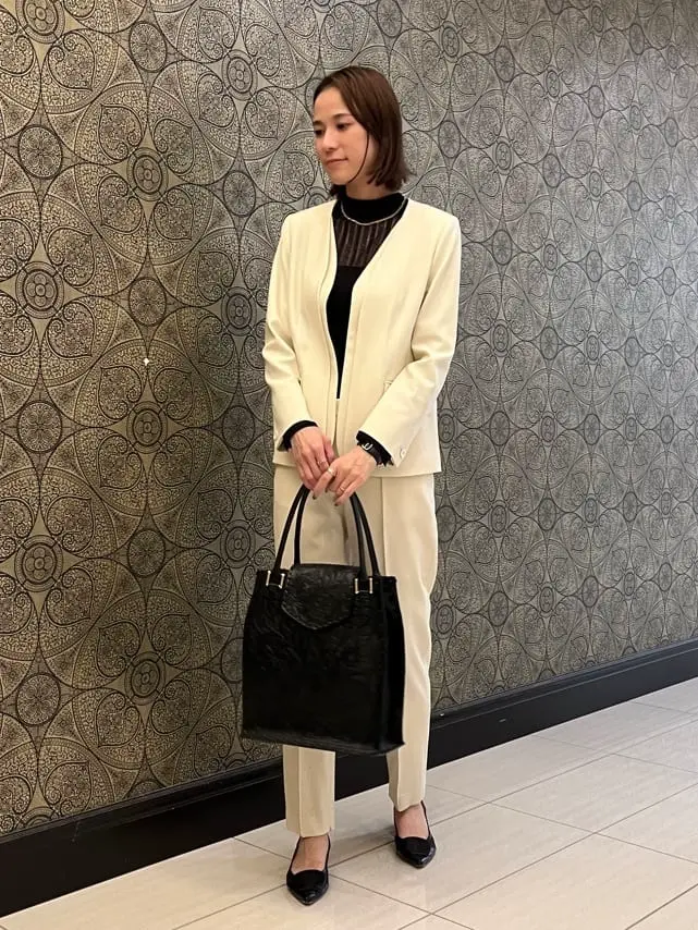 GRACE CONTINENTAL The Banquet 亀田 未希 コーディネート画像