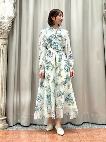 GRACE CONTINENTAL The Banquet eri コーディネート画像