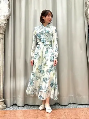 GRACE CONTINENTAL The Banquet eri コーディネート画像