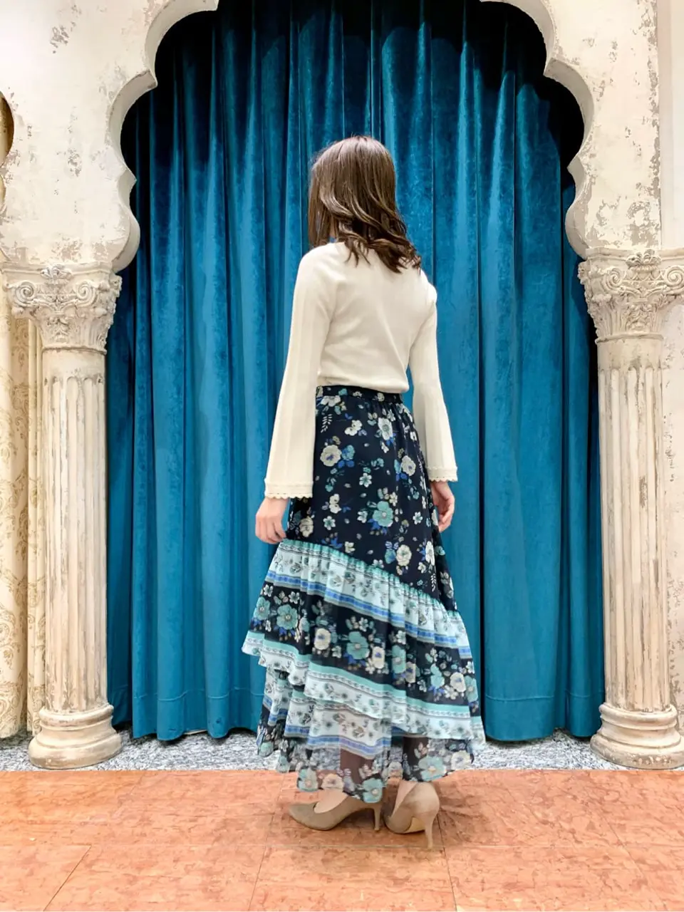 GRACE CONTINENTAL The Banquet eri コーディネート画像