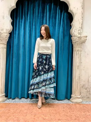 GRACE CONTINENTAL The Banquet eri コーディネート画像