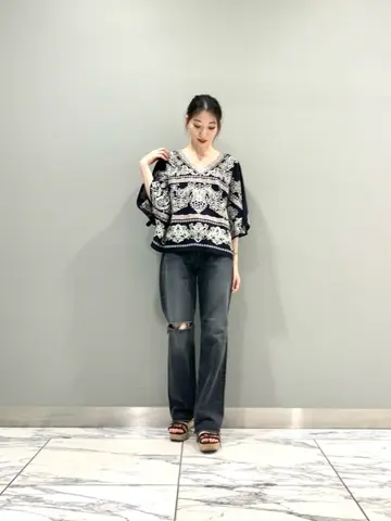 GRACE CONTINENTAL The Banquet eri コーディネート画像